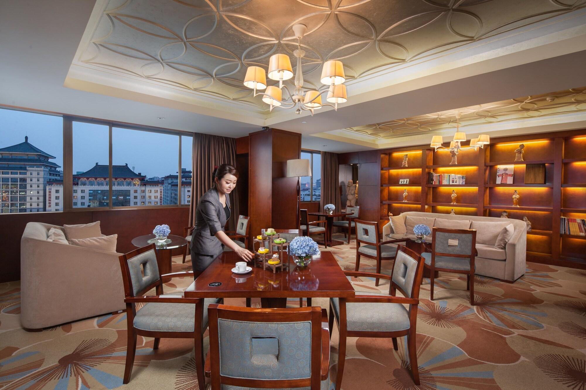 Jin Jiang West Capital International Hotel The Bell And Drum Tower Muslim Quarter & Metro Line 6 & Indoor Swimming Pool & Self-Service Free Laundry Room Xi'an  Esterno foto