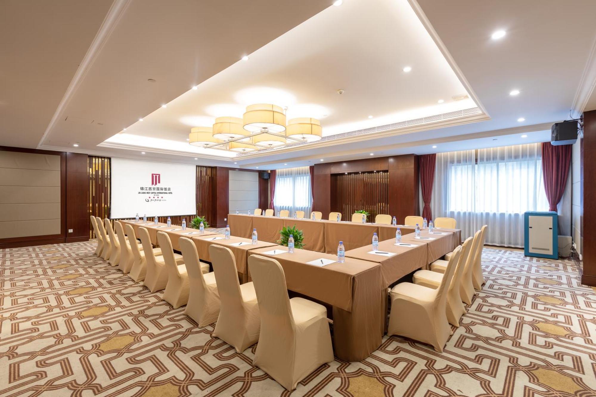Jin Jiang West Capital International Hotel The Bell And Drum Tower Muslim Quarter & Metro Line 6 & Indoor Swimming Pool & Self-Service Free Laundry Room Xi'an  Esterno foto