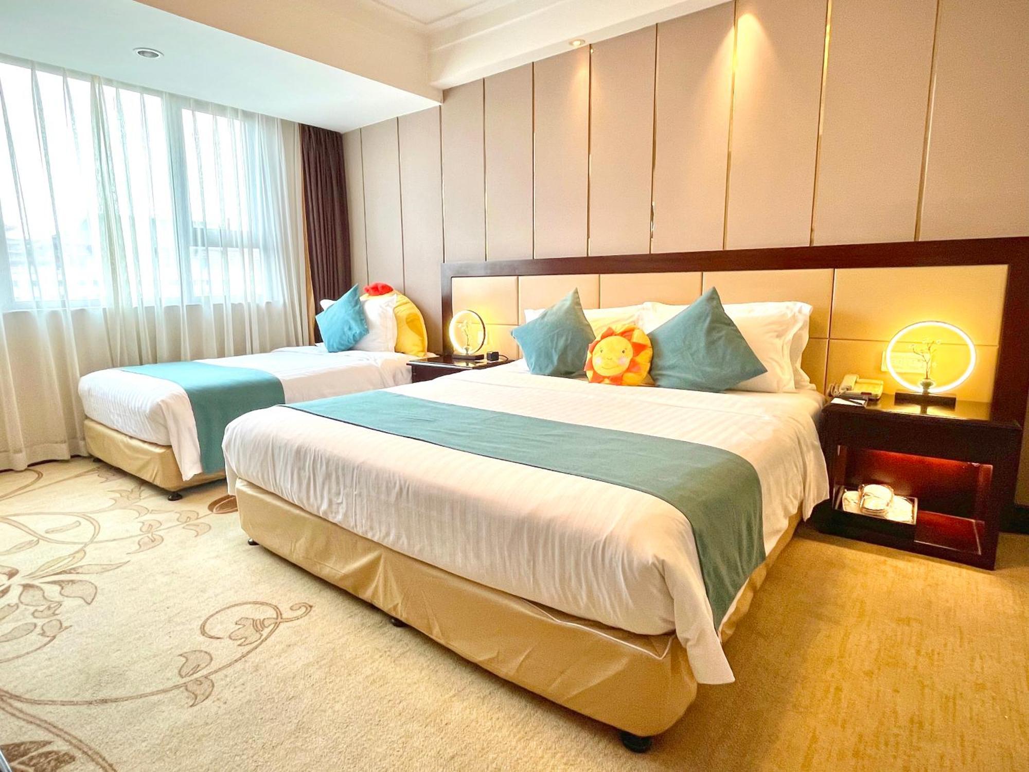 Jin Jiang West Capital International Hotel The Bell And Drum Tower Muslim Quarter & Metro Line 6 & Indoor Swimming Pool & Self-Service Free Laundry Room Xi'an  Esterno foto