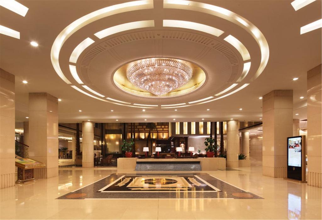Jin Jiang West Capital International Hotel The Bell And Drum Tower Muslim Quarter & Metro Line 6 & Indoor Swimming Pool & Self-Service Free Laundry Room Xi'an  Esterno foto