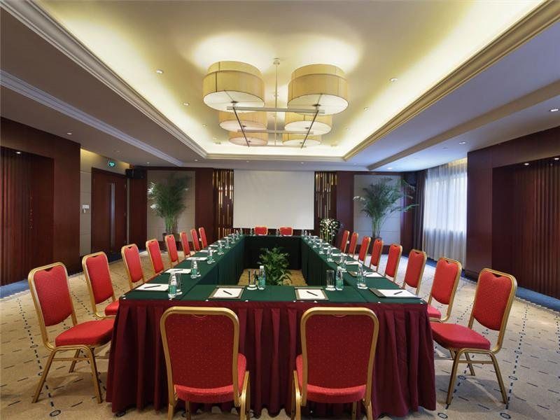 Jin Jiang West Capital International Hotel The Bell And Drum Tower Muslim Quarter & Metro Line 6 & Indoor Swimming Pool & Self-Service Free Laundry Room Xi'an  Esterno foto