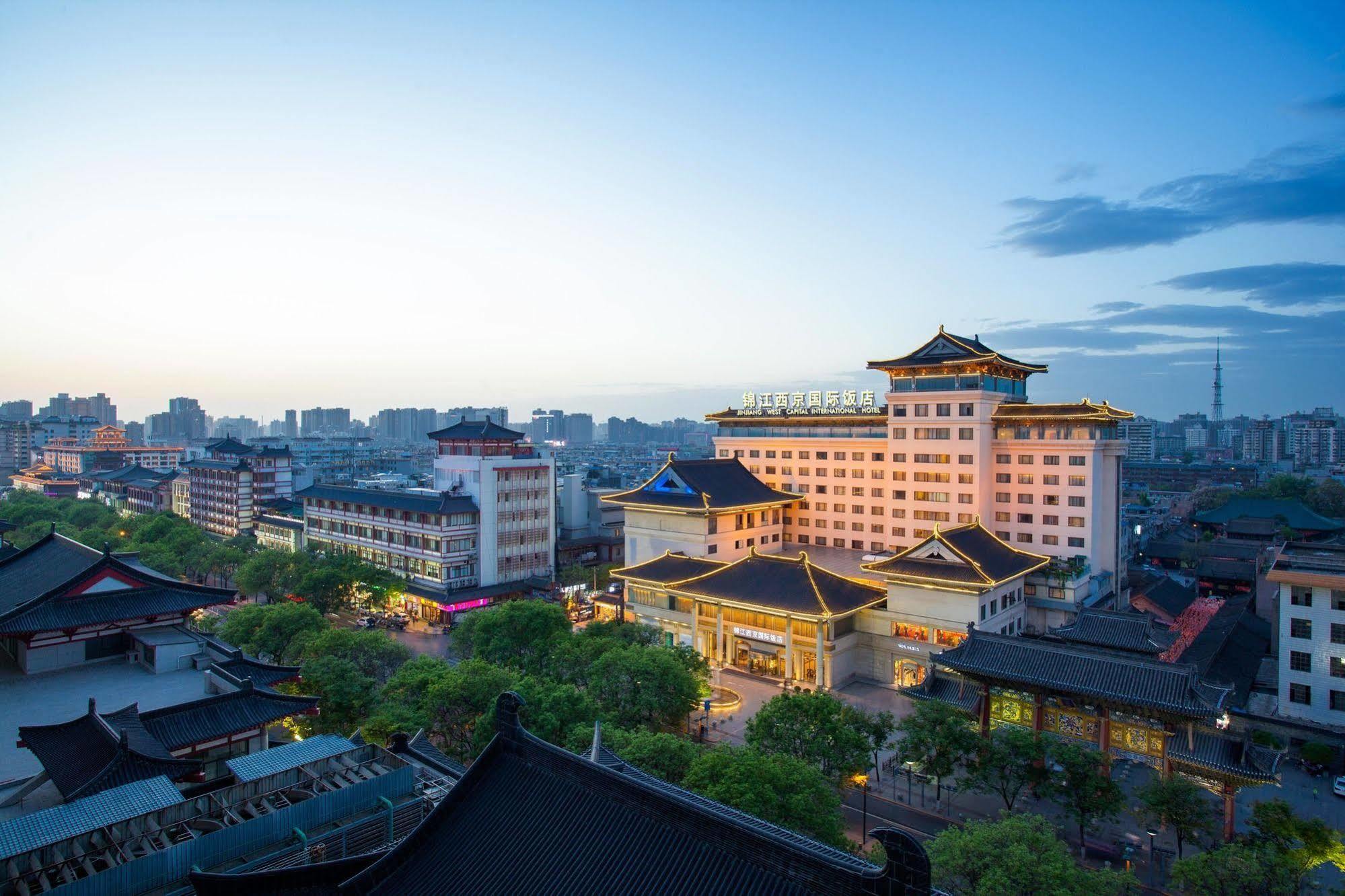 Jin Jiang West Capital International Hotel The Bell And Drum Tower Muslim Quarter & Metro Line 6 & Indoor Swimming Pool & Self-Service Free Laundry Room Xi'an  Esterno foto